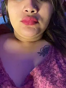 Pink_BabyDoll webcam