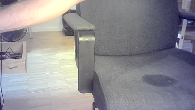 Slavelovesanal webcam
