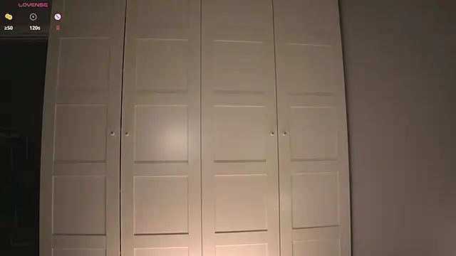 -JuicyMolly- webcam