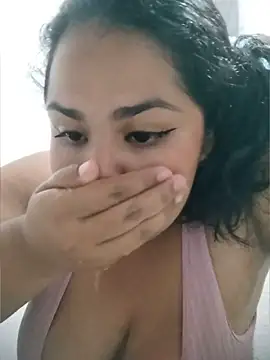 MiaBloom0 webcam