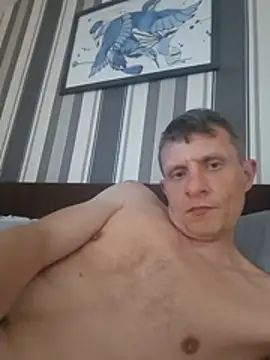BigDmasked Live Webcam on Stripchat