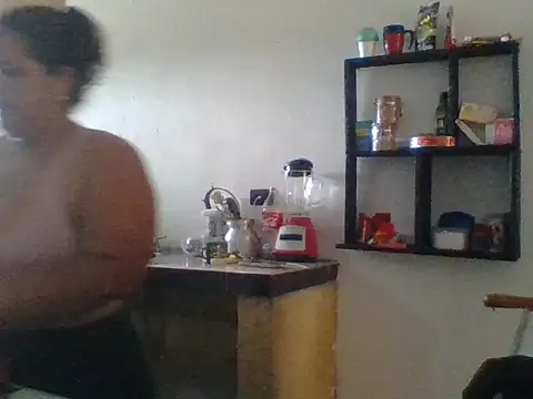 MiaBloom0 webcam