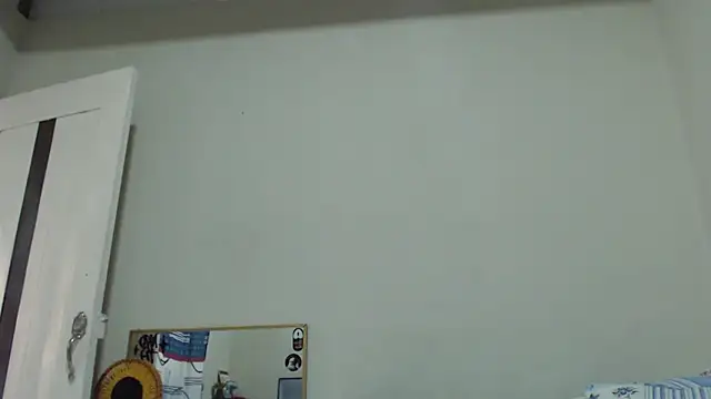AlinaWoolf_ webcam