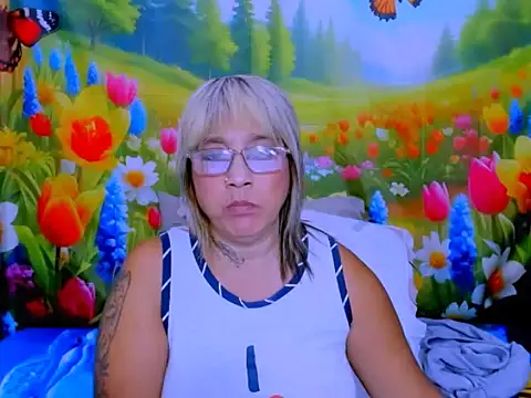 indianroxy live cam on StripChat