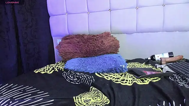 charlotte_brawn webcam