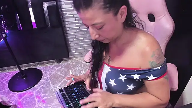 mature_sexi40 webcam