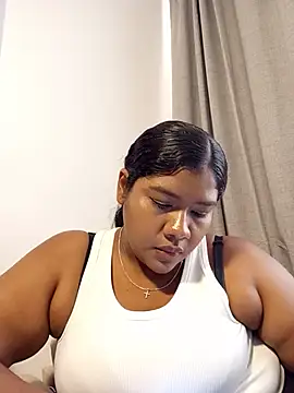 paola091 webcam