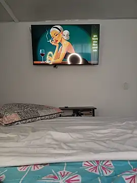Lucy_Marin webcam