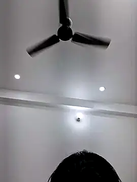 sushmita0 live cam on StripChat