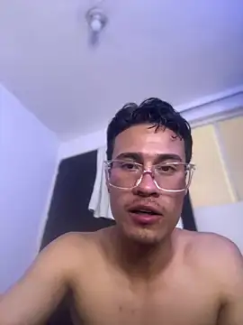 TavoHot_ live sex cam