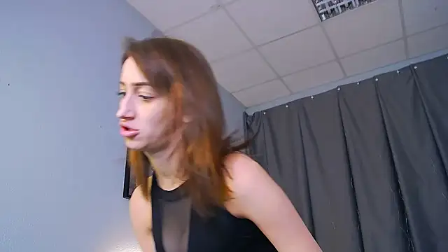 sofiahill - SofiaHill's free webcam - UK Sex Cams