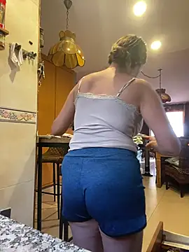 camelia3 - Camelia3's free webcam - UK Sex Cams