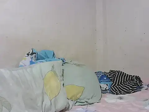 _sexymomy_ - _Sexymomy_'s free webcam - UK Sex Cams