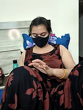 spasyQueen69 live cam on StripChat