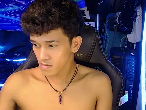 hugekenbigcock webcam