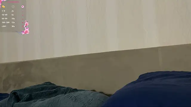 LorinaSpero live webcam show