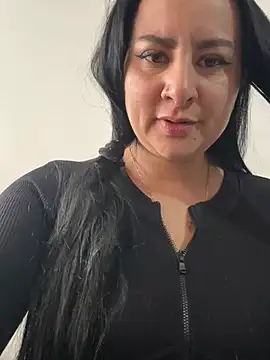Abril_Luv webcam