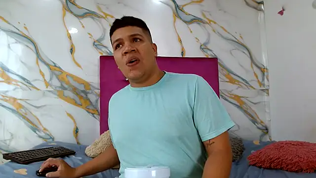 STEVEN-ANGEL webcam
