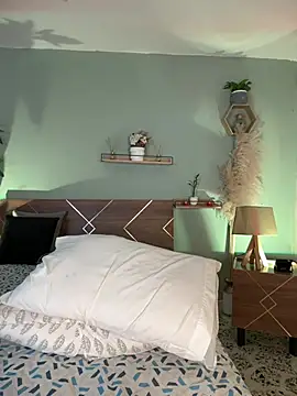 YariRose webcam