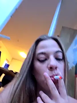 Luna_Lynn