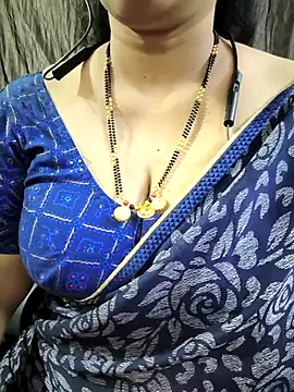 bhuvana_555 live webcam