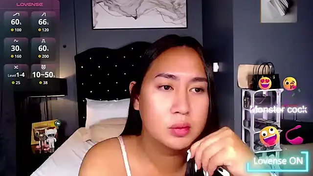 HOTTESTCANDYTS webcam
