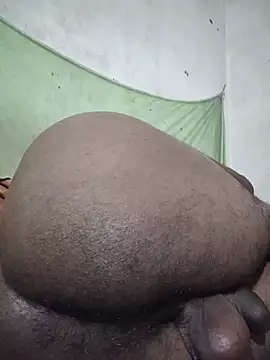 BigFeet96 live cam on StripChat
