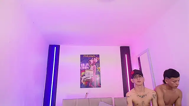 Marcus_and_Tony webcam