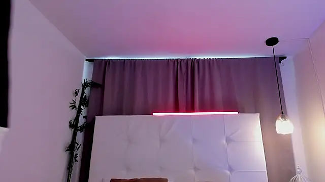 Alejo-and-Thiago webcam