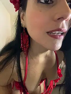 Miaswwe live cam on StripChat