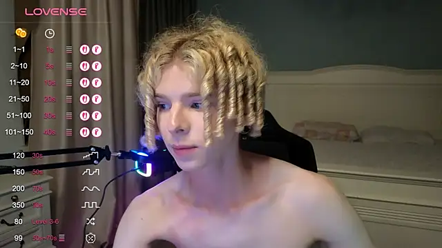 Kudi_Minnt live cam on
