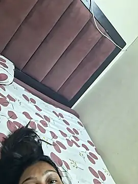 Naughty-Nancy live cam on StripChat