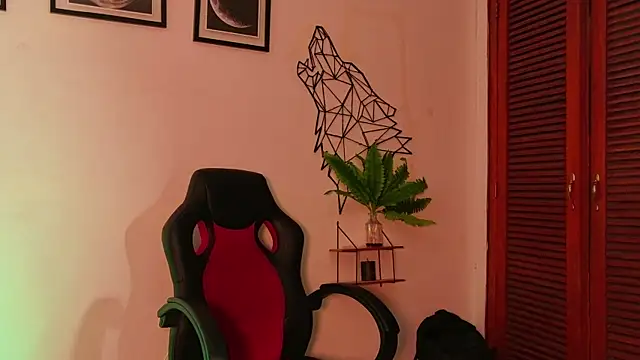 Vincent_Kane live cam on StripChat