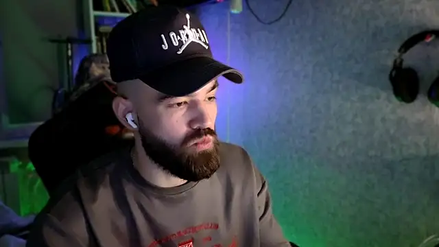 _Serious_Man live cam on StripChat