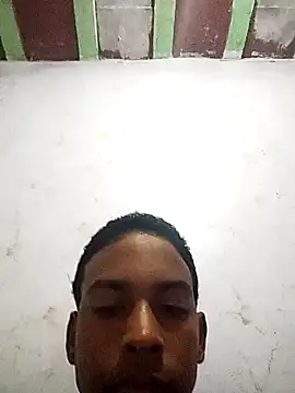 novinnho08 live cam on StripChat
