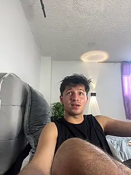 Issac_james_ webcam