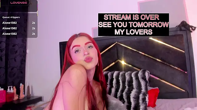 april_jones05 live cam on StripChat