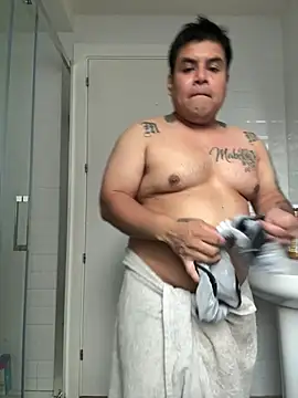 pelotas2000 (M young) - Ducha hot