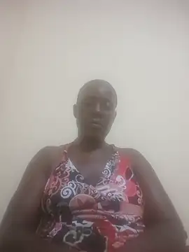 freaky-pussy2's live room