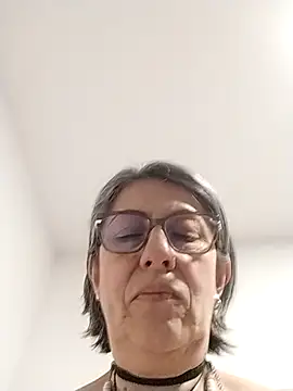 nocturnewhisper webcam