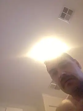 needitinme live cam