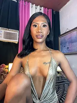 Tarah_victoria_collins live cam on StripChat