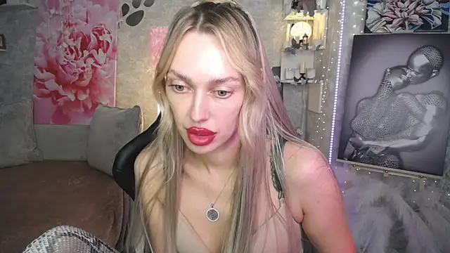 NickyAdamidi webcam