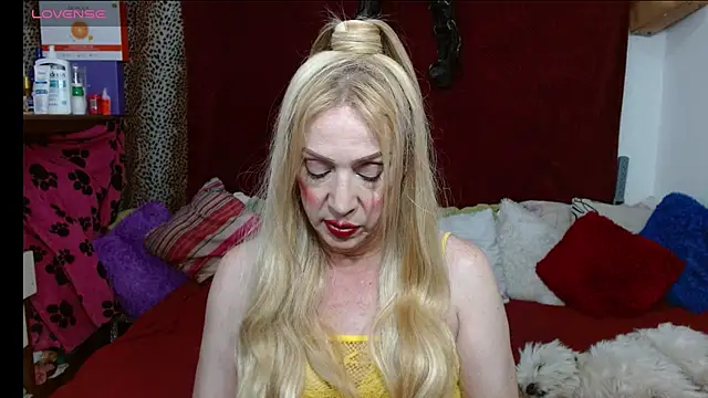 elena_evans webcam