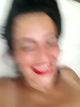 Gecenin_Kralices... Live Webcam on Stripchat