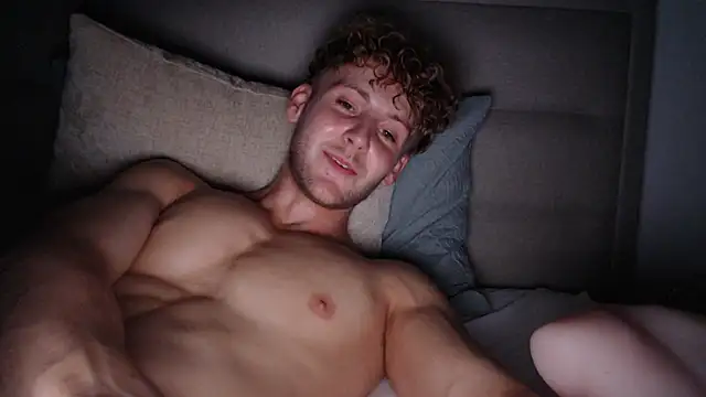 DominantAlex18 live cam