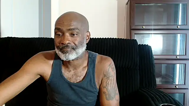 sinnernoir (M mature) - third goal: cum in open chat