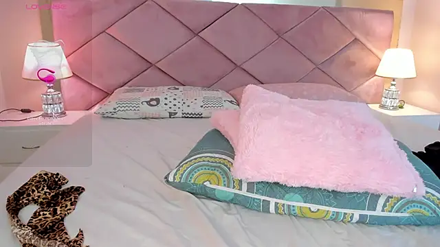 victorialasse - VictoriaLasse's free webcam - UK Sex Cams