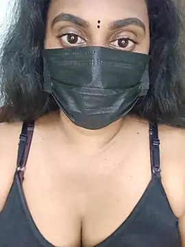 Preethi_cutie22 live webcam