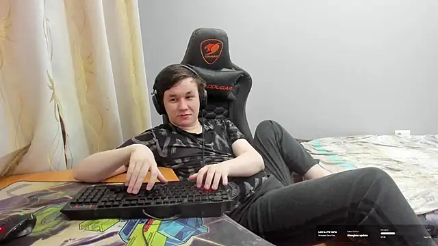 iliaskrislove webcam